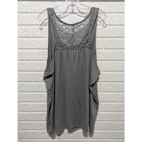Cacique Women's Gray Lace Edge Sleeveless Boat Neck Top Size 26/28 NWT - Picture 2 of 6